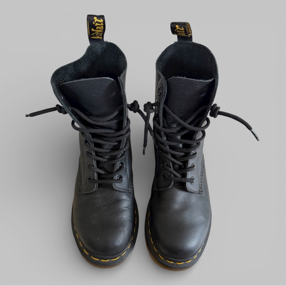Dr. Martens 1460 Pascal Black Leather Boots – Women’s US 7 – Excellent Condition